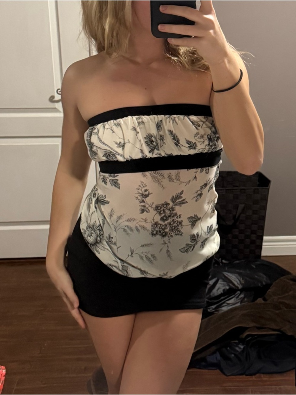 Vintage Strapless Top with Bow at the Back